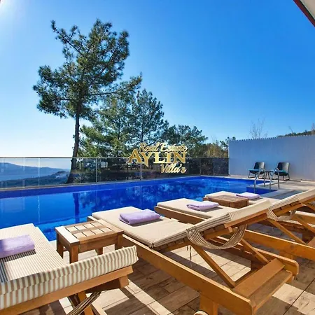 Crystal With Private Pool * Bezirgan